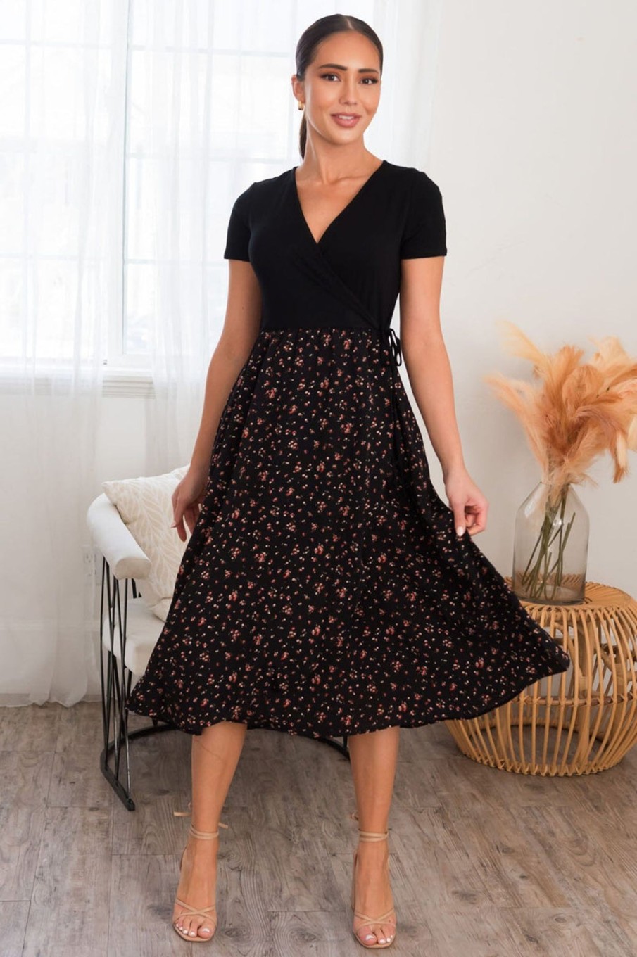 Dresses NeeSee's Dresses | The Loralee Black/Black/Mauve/Red Floral