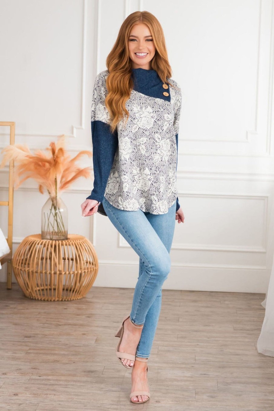 Tops NeeSee's Dresses | Strolling The Park Modest Sweater Ivory Floral W/ Navy