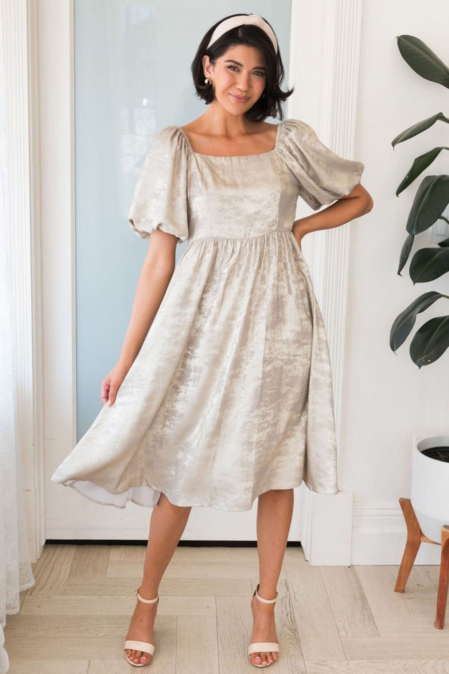 Dresses NeeSee's Dresses | The Lorene Champagne Foil