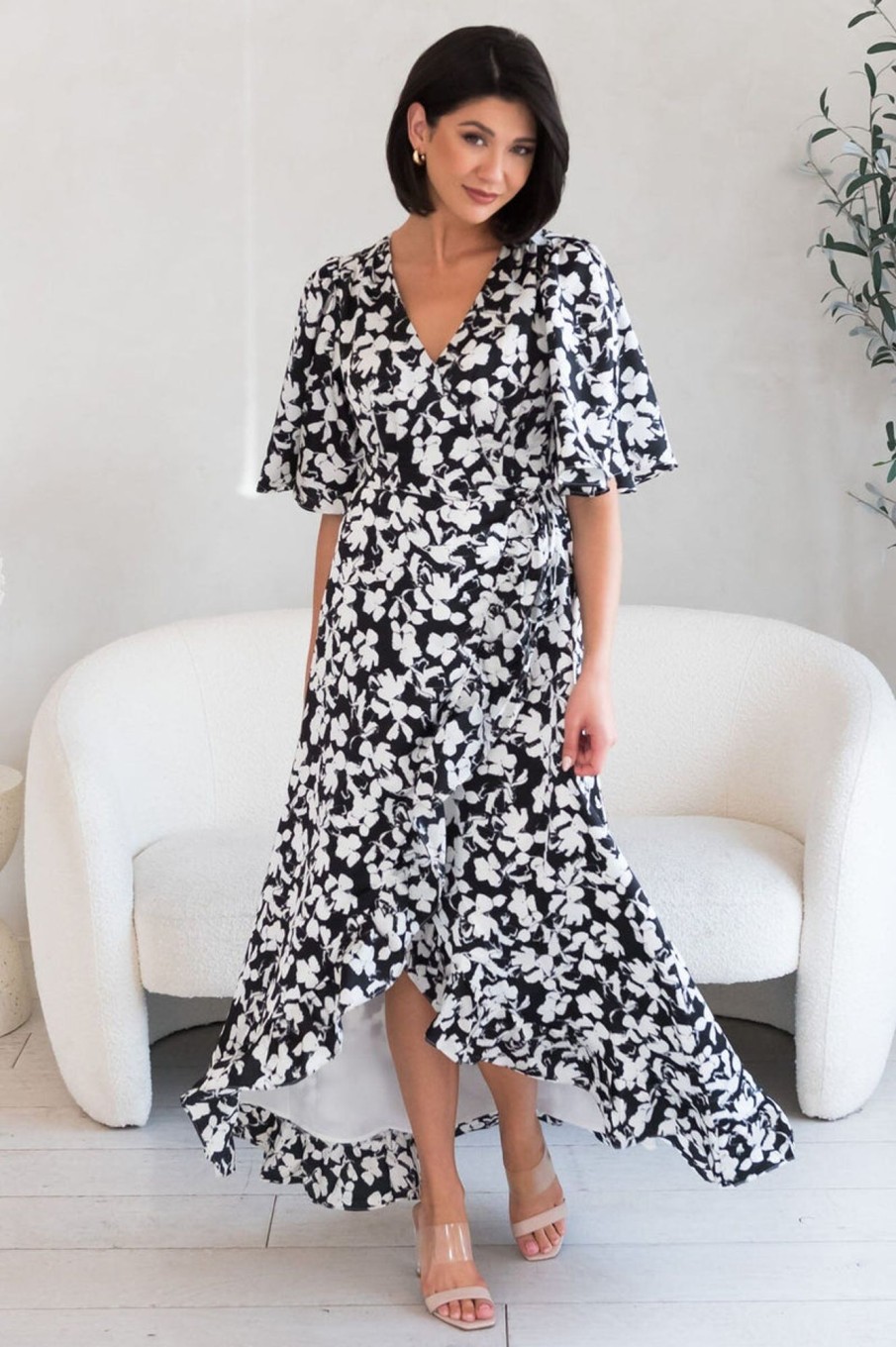 Dresses NeeSee's Dresses | The Vallie Black/White Floral