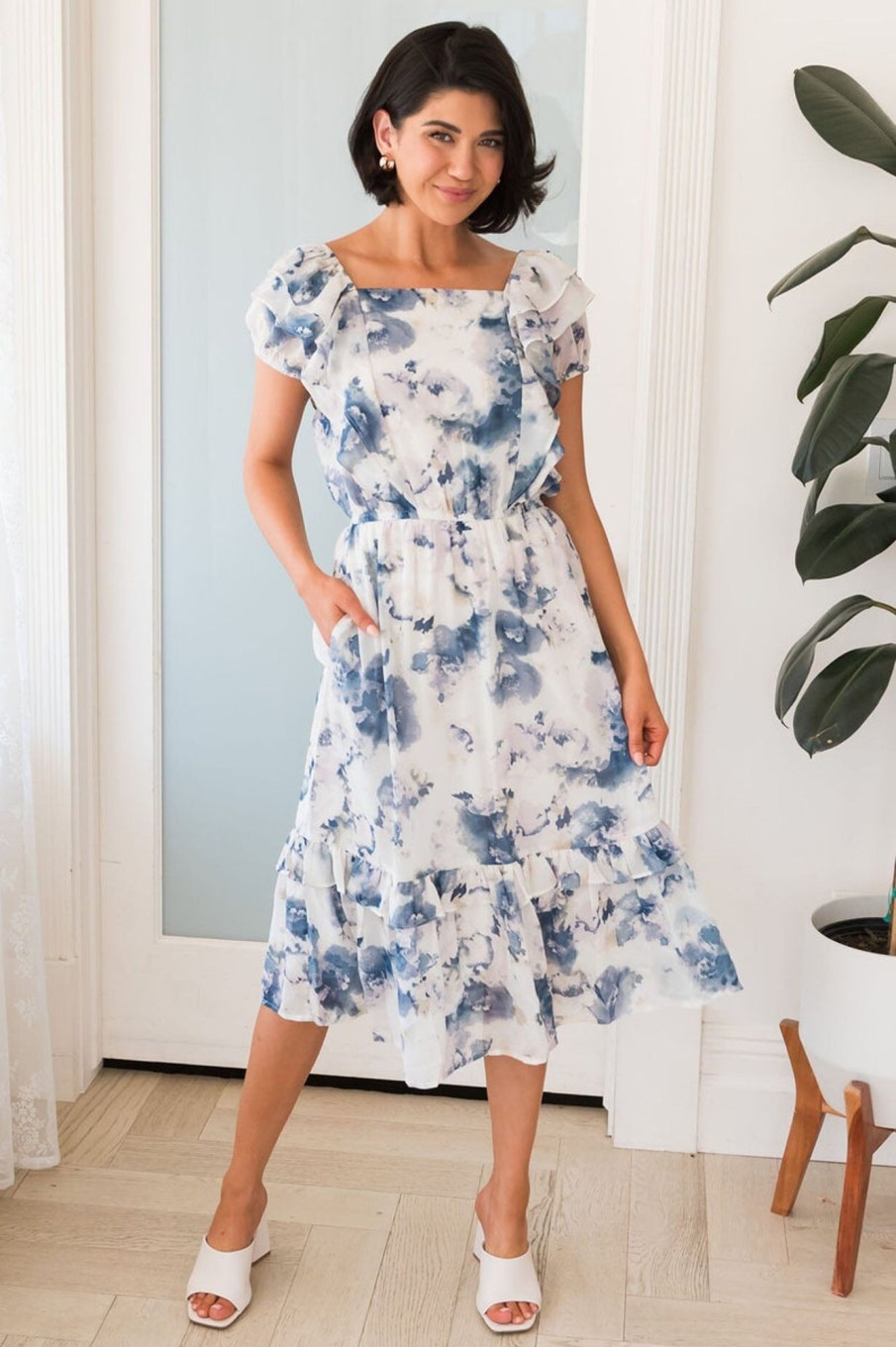 Dresses NeeSee's Dresses | The Cambrielle White/Blue Watercolor Floral